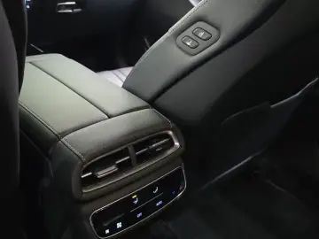 2023 Genesis G80 с пробегом 57 836 км