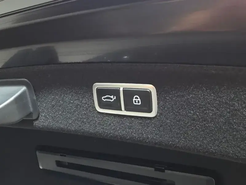 2023 Genesis G80 с пробегом 57 836 км