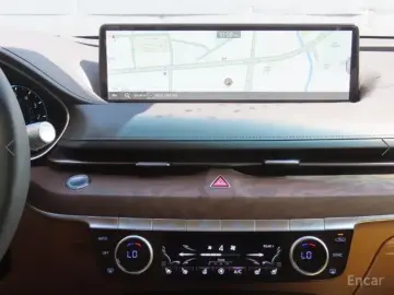 2023 Genesis G80 с пробегом 8 857 км