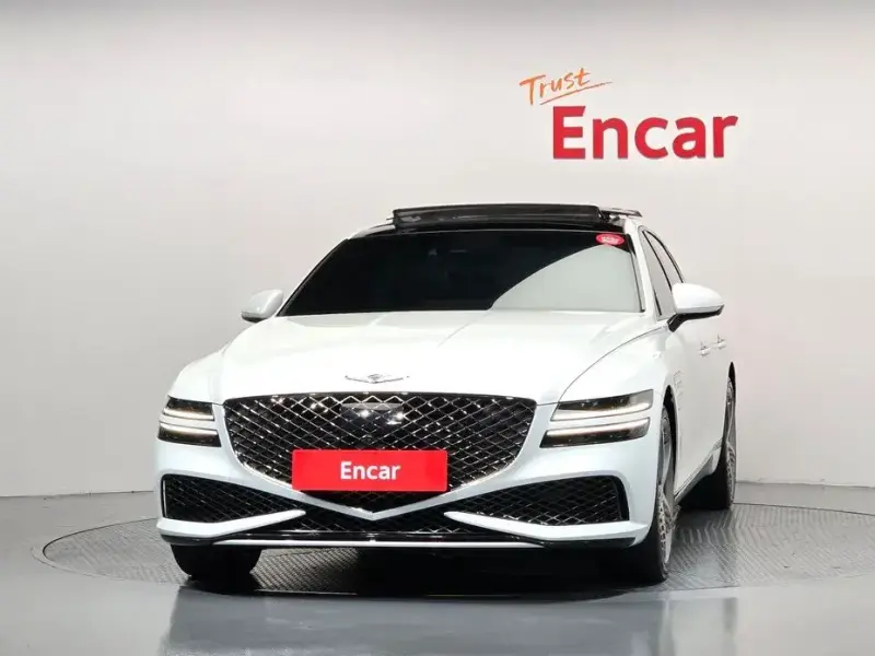 2023 Genesis G80 с пробегом 48 241 км