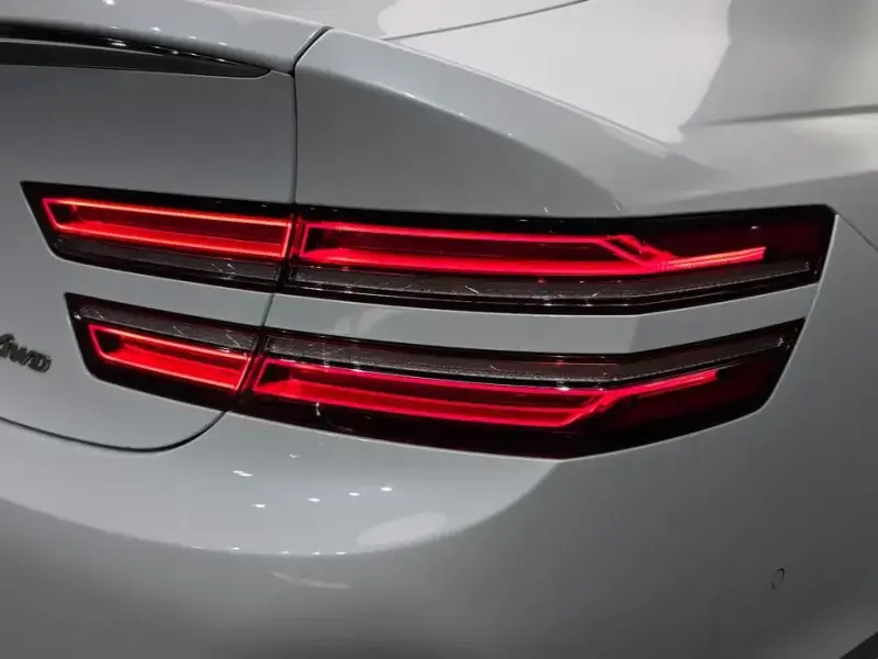 2023 Genesis G80 с пробегом 61 459 км