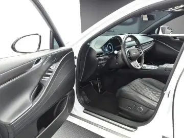 2023 Genesis G80 с пробегом 48 241 км