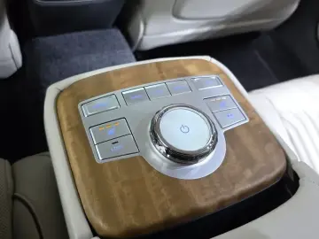 2023 Genesis G80 с пробегом 61 459 км