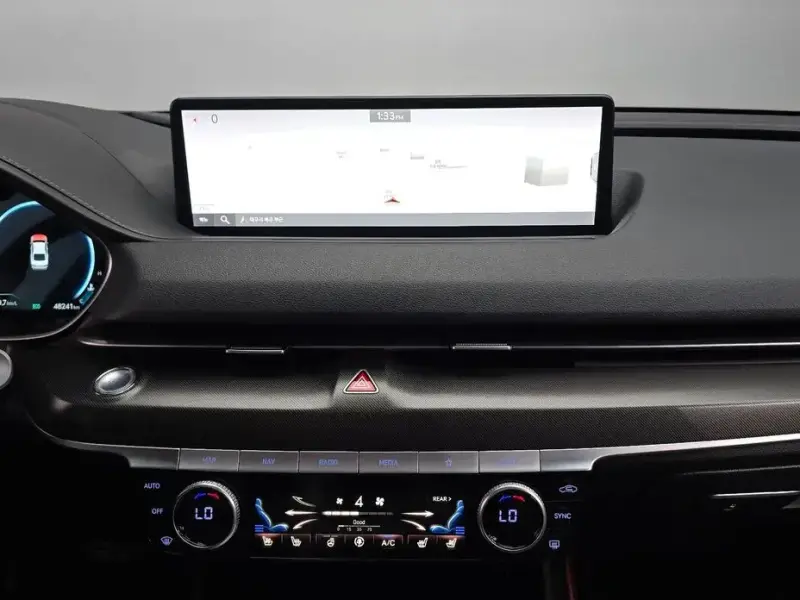 2023 Genesis G80 с пробегом 48 241 км