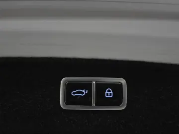 2023 Genesis G80 с пробегом 48 241 км