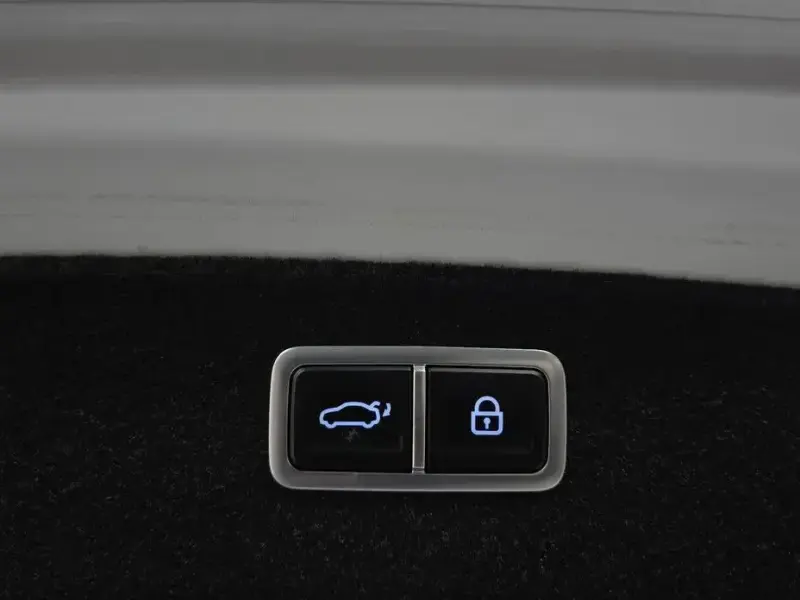 2023 Genesis G80 с пробегом 48 241 км
