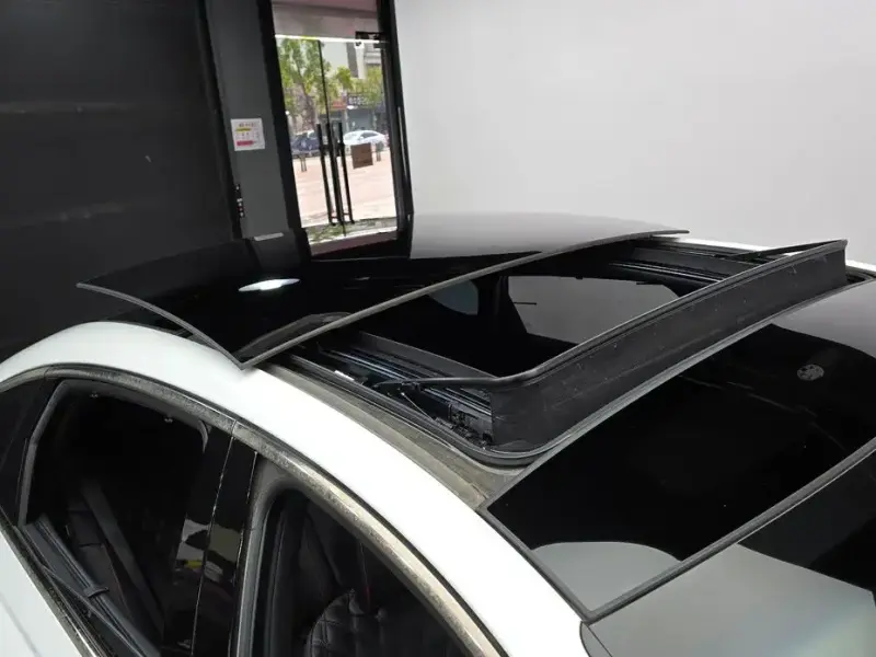 2023 Genesis G80 с пробегом 48 241 км