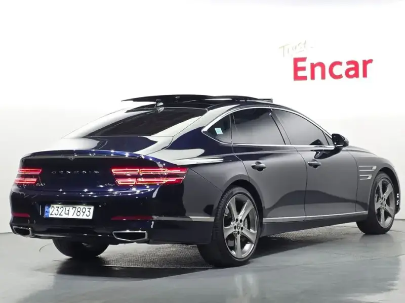2023 Genesis G80 с пробегом 21 510 км