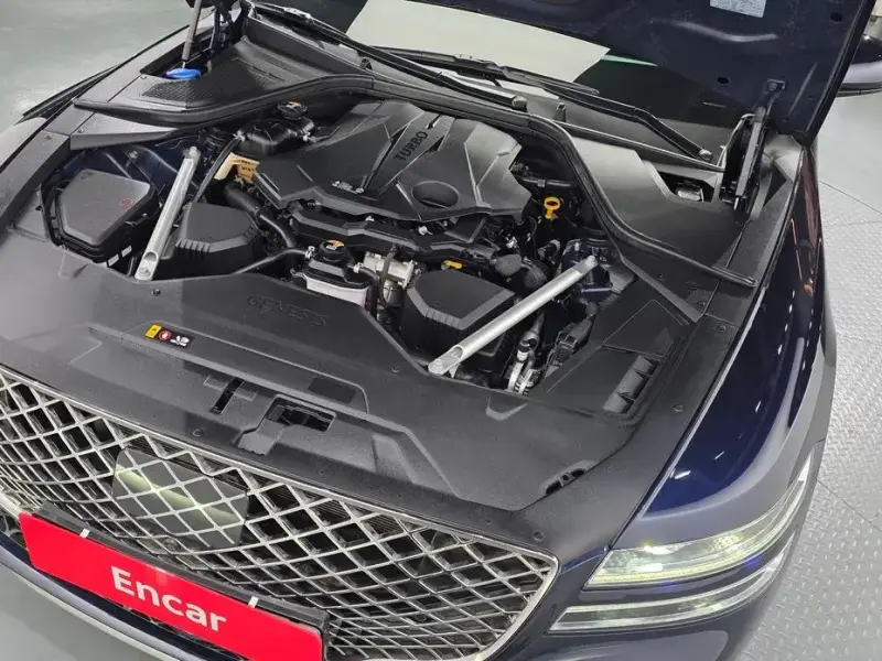 2023 Genesis G80 с пробегом 21 510 км