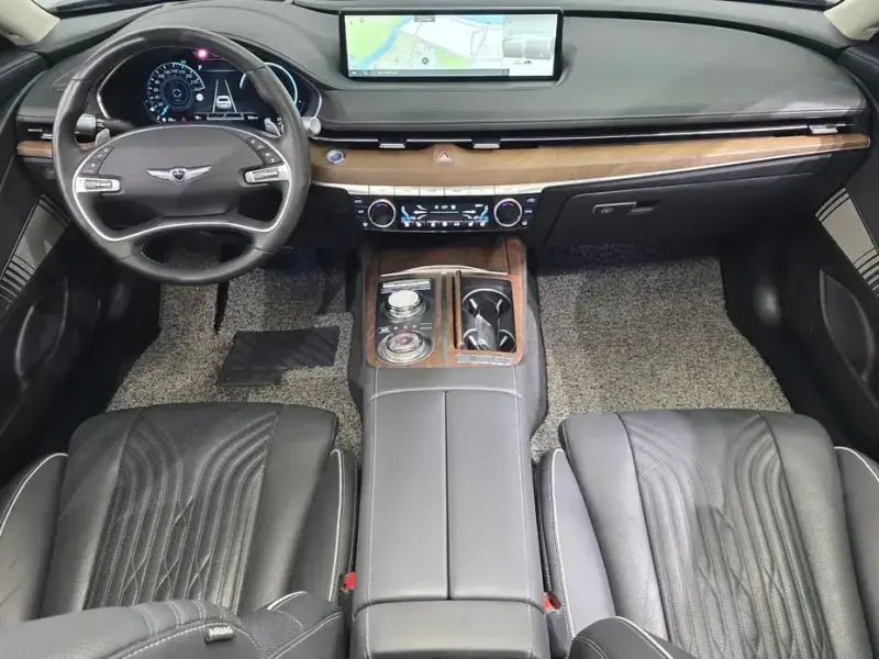 2023 Genesis G80 с пробегом 21 510 км