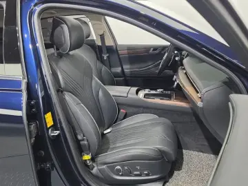 2023 Genesis G80 с пробегом 21 510 км