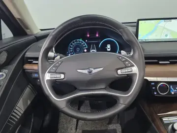 2023 Genesis G80 с пробегом 21 510 км