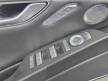 2023 Genesis G80 с пробегом 21 510 км