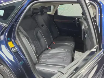 2023 Genesis G80 с пробегом 21 510 км