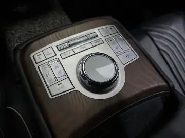 2023 Genesis G80 с пробегом 21 510 км