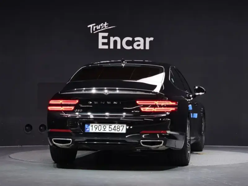 2023 Genesis G80 с пробегом 64 762 км