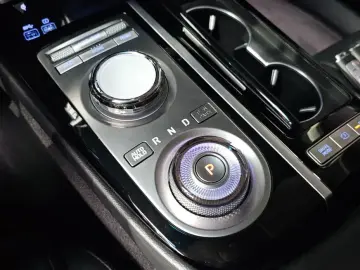 2023 Genesis G80 с пробегом 64 762 км