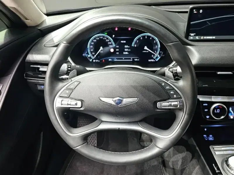 2023 Genesis G80 с пробегом 64 762 км