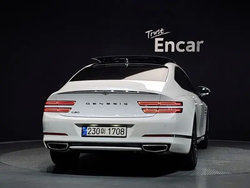 2023 Genesis G80 с пробегом 54 599 км
