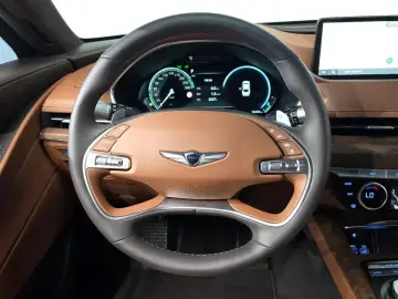2023 Genesis G80 с пробегом 16 493 км