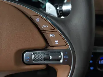 2023 Genesis G80 с пробегом 16 493 км