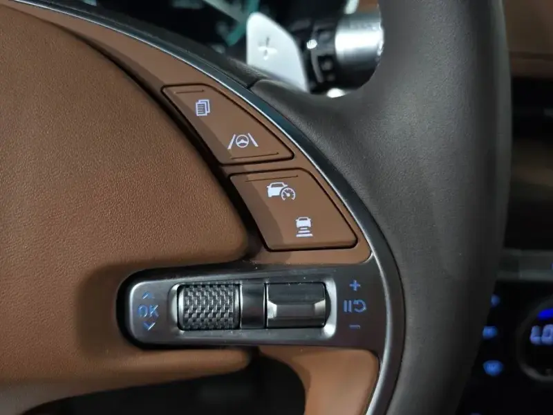 2023 Genesis G80 с пробегом 16 493 км