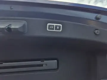 2023 Genesis G80 с пробегом 5 678 км
