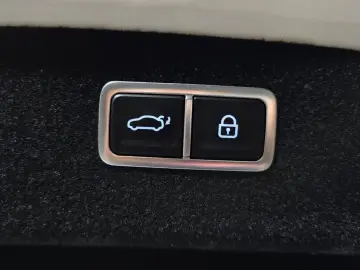 2023 Genesis G80 с пробегом 16 493 км