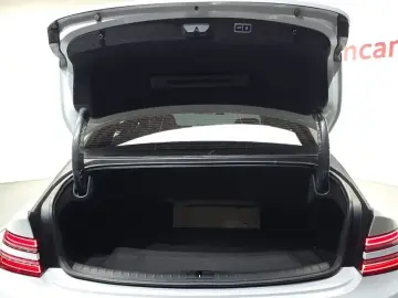 2023 Genesis G80 с пробегом 16 493 км
