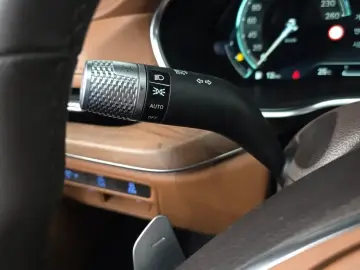 2023 Genesis G80 с пробегом 16 493 км