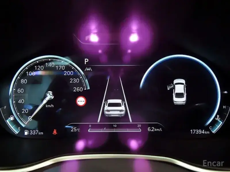 2023 Genesis G80 с пробегом 17 385 км