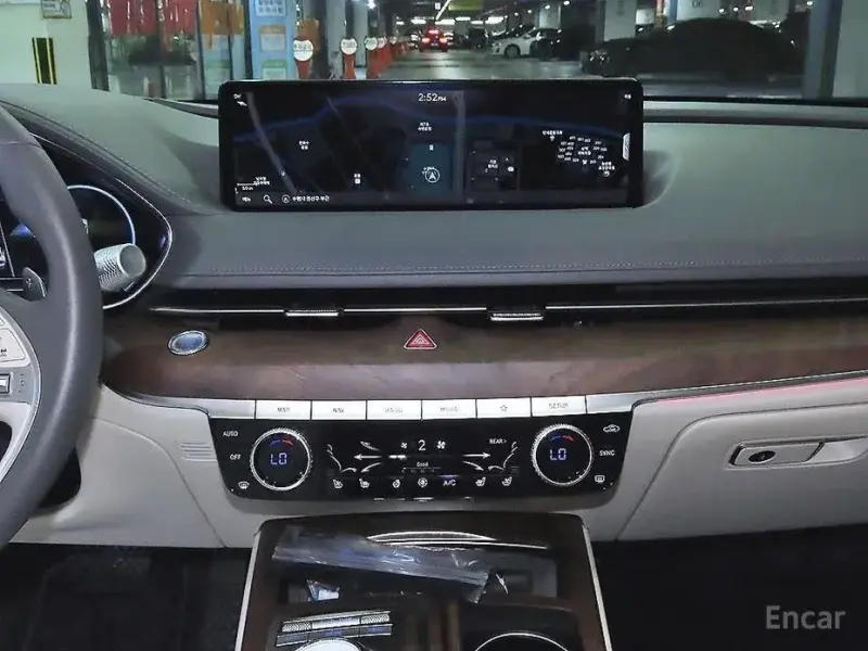 2023 Genesis G80 с пробегом 17 385 км