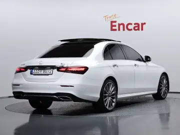 2022 Mercedes-Benz E-Класс с пробегом 63 030 км
