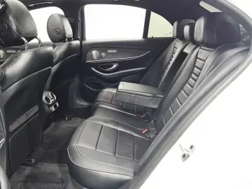 2022 Mercedes-Benz E-Класс с пробегом 63 030 км