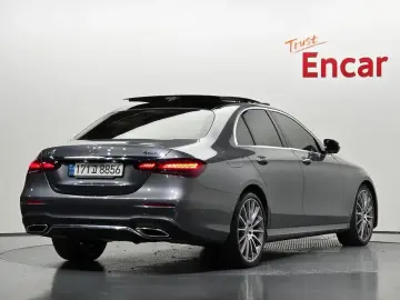 2022 Mercedes-Benz E-Класс с пробегом 100 522 км