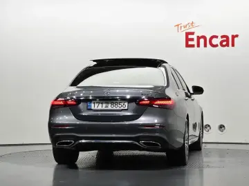2022 Mercedes-Benz E-Класс с пробегом 100 522 км