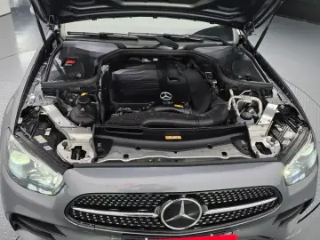 2022 Mercedes-Benz E-Класс с пробегом 100 522 км