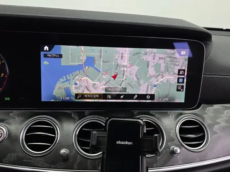 2022 Mercedes-Benz E-Класс с пробегом 100 522 км