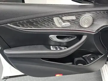 2022 Mercedes-Benz E-Класс с пробегом 63 030 км