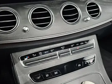 2022 Mercedes-Benz E-Класс с пробегом 63 030 км