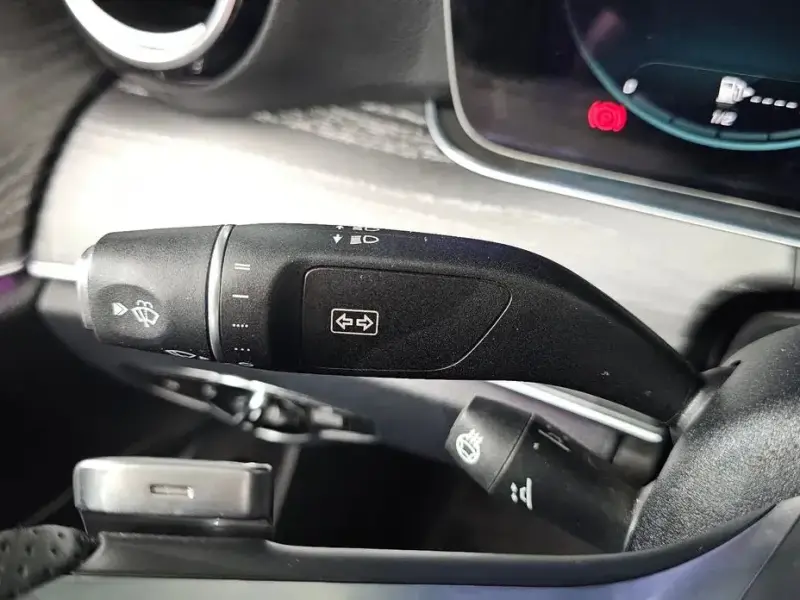 2022 Mercedes-Benz E-Класс с пробегом 63 030 км