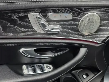 2022 Mercedes-Benz E-Класс с пробегом 100 522 км