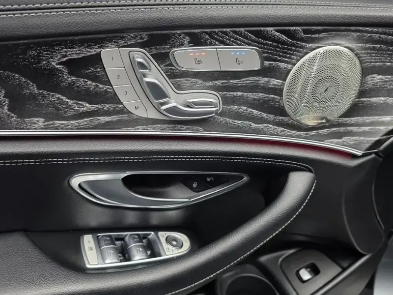 2022 Mercedes-Benz E-Класс с пробегом 100 522 км