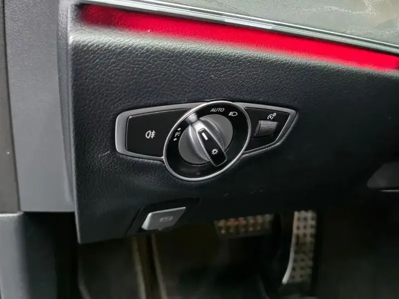 2022 Mercedes-Benz E-Класс с пробегом 100 522 км
