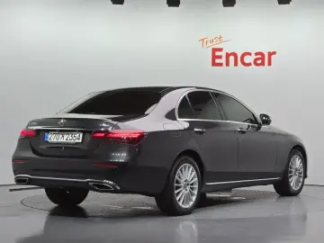 2021 Mercedes-Benz E-Класс с пробегом 100 497 км