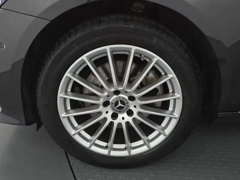2021 Mercedes-Benz E-Класс с пробегом 100 497 км