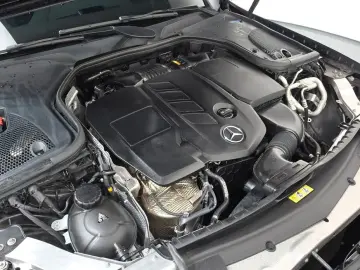 2021 Mercedes-Benz E-Класс с пробегом 60 667 км