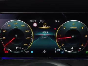2021 Mercedes-Benz E-Класс с пробегом 60 667 км