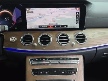2021 Mercedes-Benz E-Класс с пробегом 100 497 км