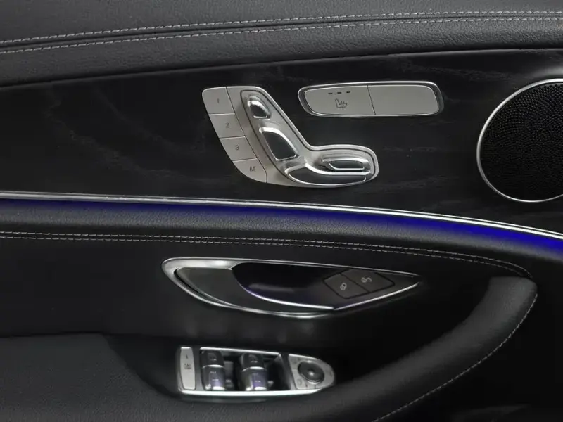 2021 Mercedes-Benz E-Класс с пробегом 60 667 км